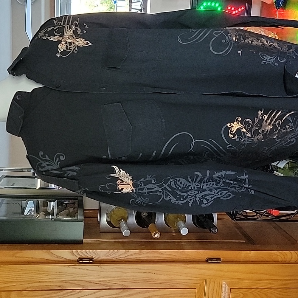 En4orce. Embroidery detailed shirt 2xl